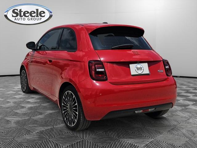 2024 Fiat FIAT 500e 500e INSPI(RED)