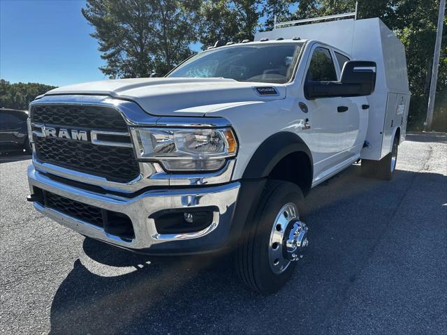 2024 RAM Ram 5500 Chassis Cab RAM 5500 TRADESMAN CHASSIS CREW CAB 4X4 60 CA