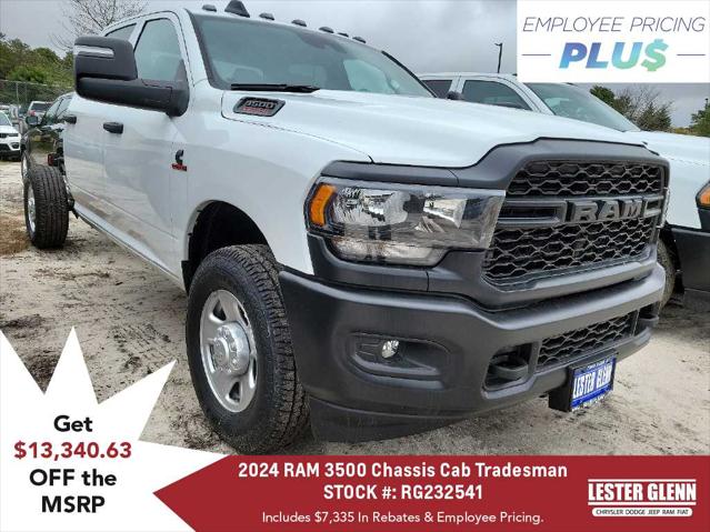 2024 RAM Ram 3500 Chassis Cab RAM 3500 TRADESMAN CREW CAB CHASSIS 4X4 60 CA 2024 RAM Ram 3500 Chassis Cab RAM 3500 TRADESMAN CREW CAB CHASSIS 4X4 60 CA