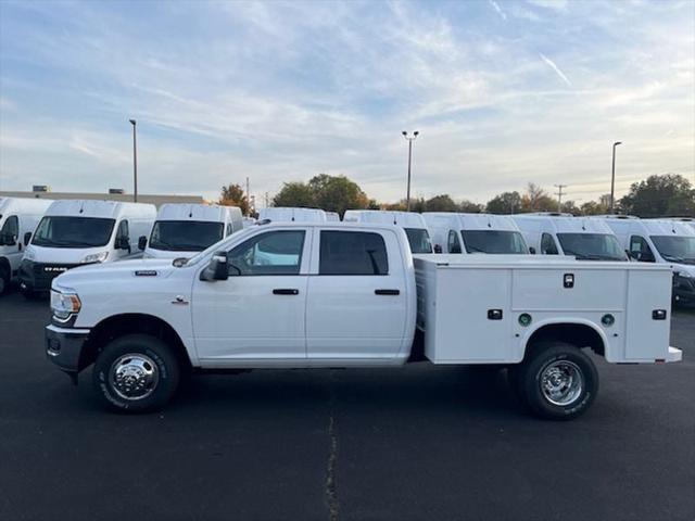2024 RAM Ram 3500 RAM 3500 TRADESMAN CREW CAB 4X4 8 BOX