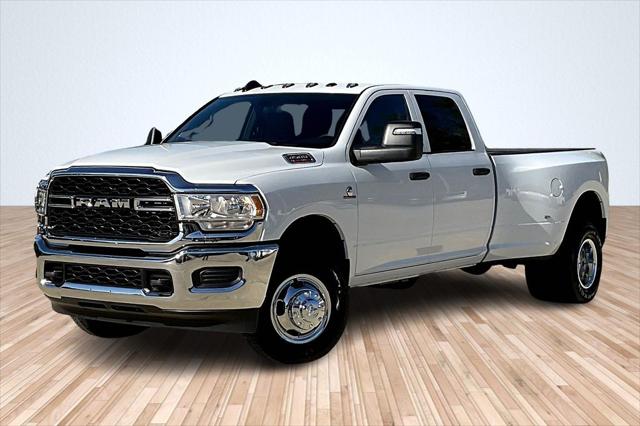 2024 RAM Ram 3500 RAM 3500 TRADESMAN CREW CAB 4X4 8 BOX