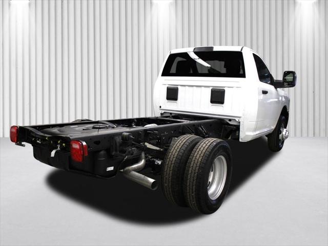 2024 RAM Ram 3500 Chassis Cab RAM 3500 TRADESMAN CHASSIS REGULAR CAB 4X4 60 CA