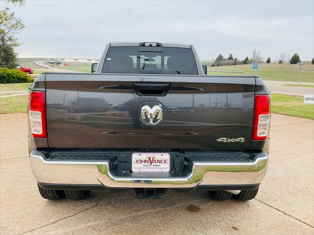 2024 RAM Ram 3500 RAM 3500 TRADESMAN CREW CAB 4X4 8 BOX