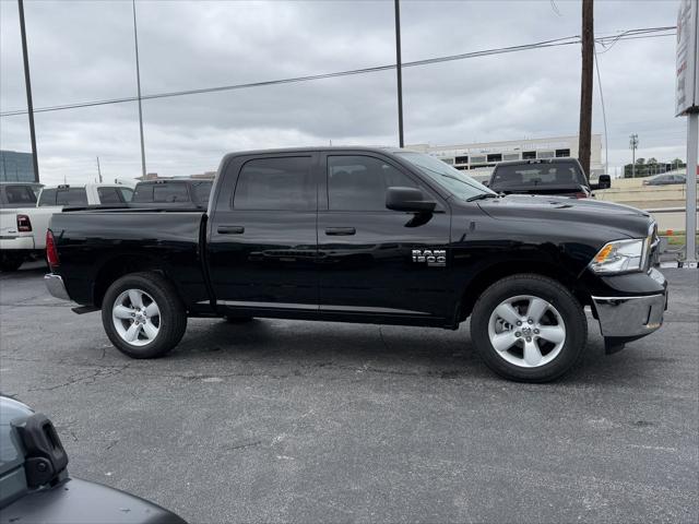 2024 RAM Ram 1500 Classic RAM 1500 CLASSIC TRADESMAN CREW CAB 4X4 57 BOX