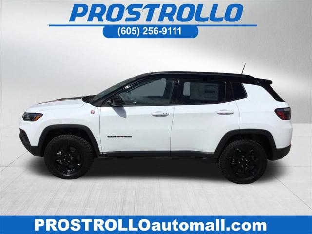 2024 Jeep Compass COMPASS TRAILHAWK 4X4