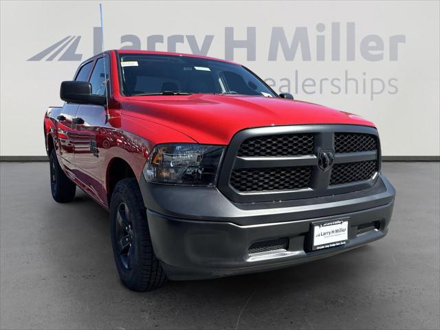 2024 RAM Ram 1500 Classic RAM 1500 CLASSIC TRADESMAN CREW CAB 4X4 57 BOX
