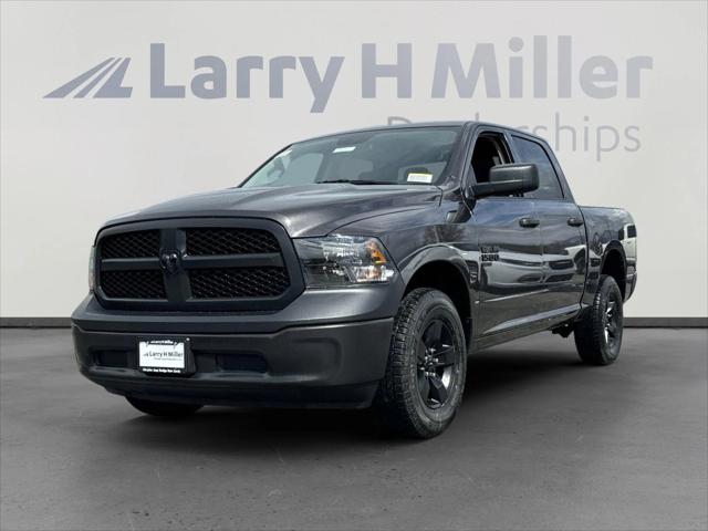 2024 RAM Ram 1500 Classic RAM 1500 CLASSIC TRADESMAN CREW CAB 4X4 57 BOX
