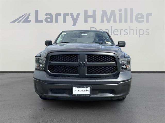 2024 RAM Ram 1500 Classic RAM 1500 CLASSIC TRADESMAN CREW CAB 4X4 57 BOX