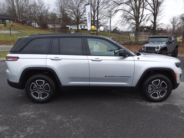 2024 Jeep Grand Cherokee Trailhawk