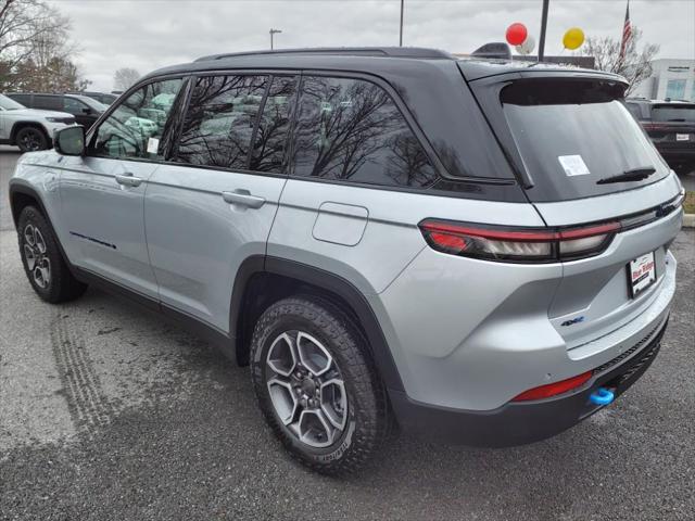 2024 Jeep Grand Cherokee Trailhawk