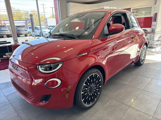 2024 Fiat FIAT 500e 500e INSPI(RED)