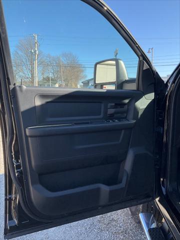 2024 RAM Ram 2500 RAM 2500 TRADESMAN CREW CAB 4X4 64 BOX