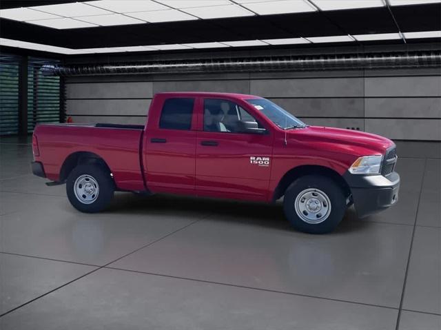 2024 RAM Ram 1500 Classic RAM 1500 CLASSIC TRADESMAN QUAD CAB 4X4 64 BOX