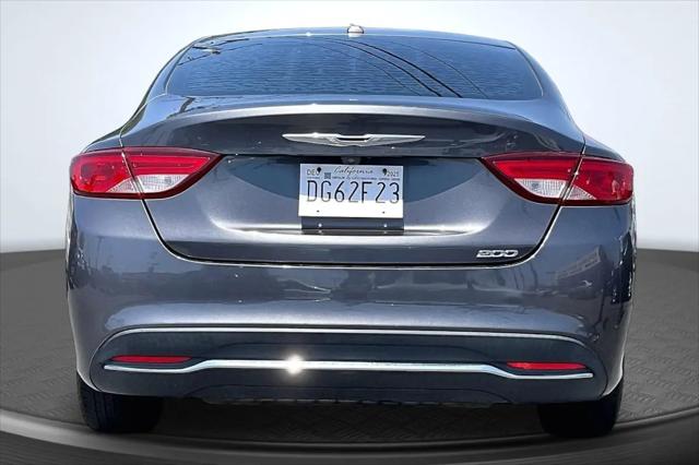 2016 Chrysler 200 Limited