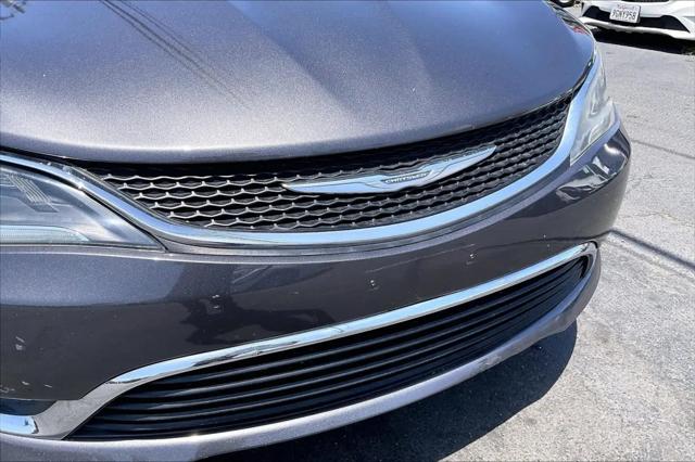 2016 Chrysler 200 Limited