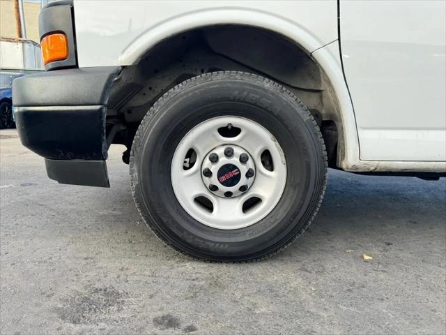 2021 GMC Savana Cargo RWD 2500 Regular Wheelbase Work Van
