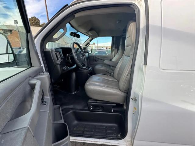 2021 GMC Savana Cargo RWD 2500 Regular Wheelbase Work Van