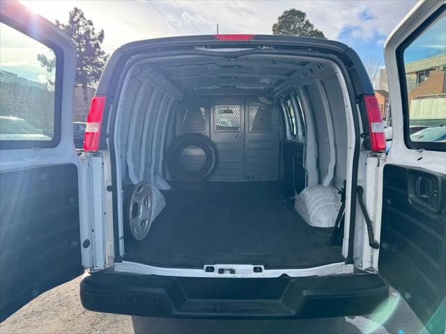 2021 GMC Savana Cargo RWD 2500 Regular Wheelbase Work Van