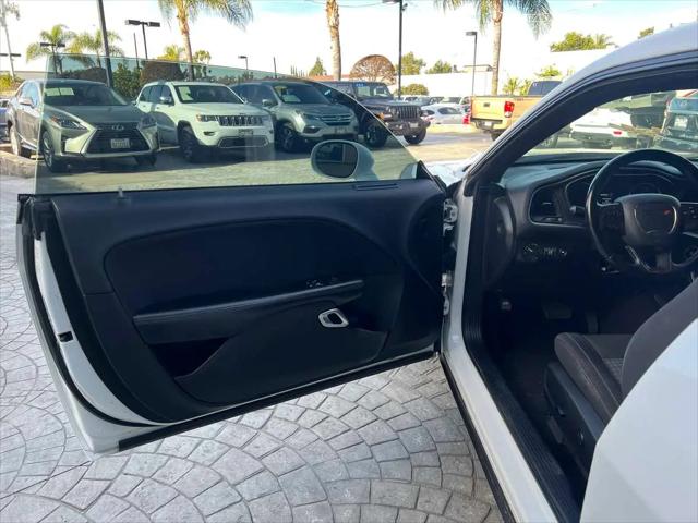 2019 Dodge Challenger SXT