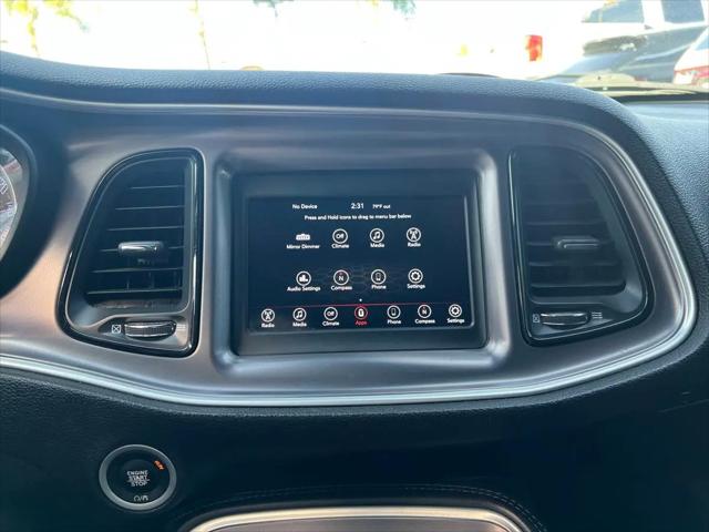 2019 Dodge Challenger SXT