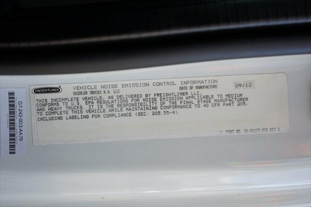 2013 Freightliner M2 106