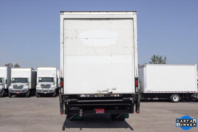 2018 Freightliner M2 106
