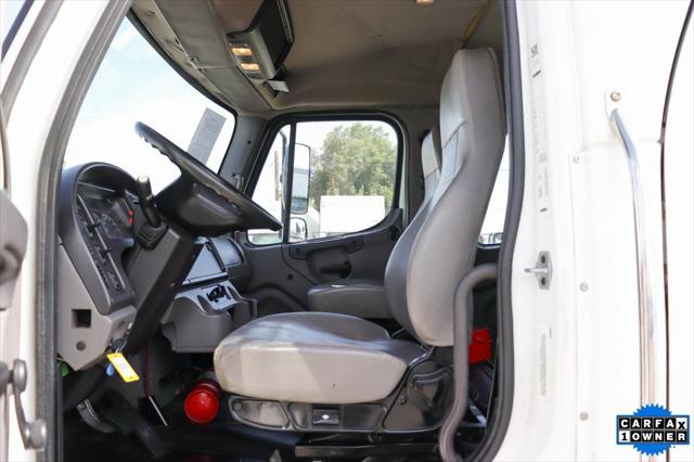 2018 Freightliner M2 106