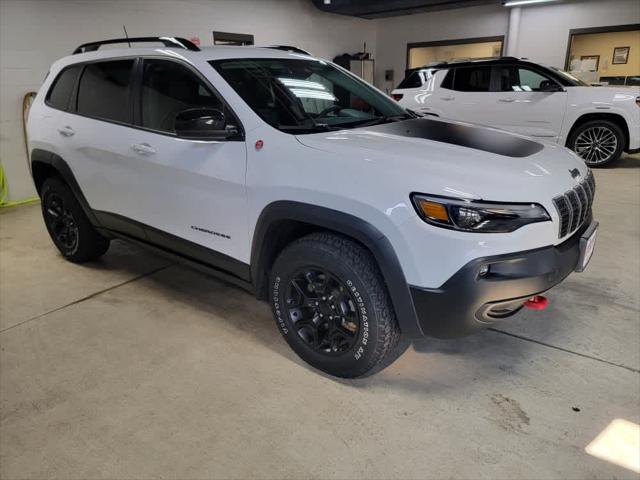 2022 Jeep Cherokee Trailhawk 4x4 2022 Jeep Cherokee Trailhawk 4x4