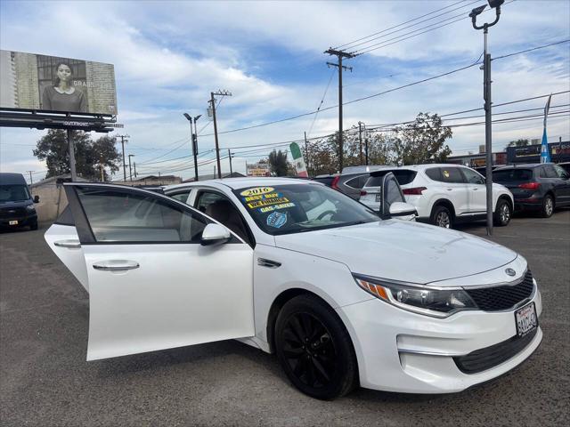 2016 Kia Optima LX