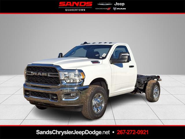 2024 RAM Ram 3500 Chassis Cab RAM 3500 TRADESMAN CHASSIS REGULAR CAB 4X4 60 CA