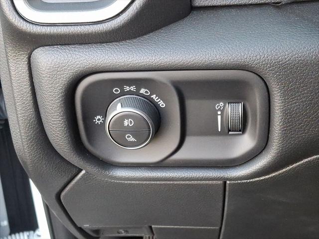 2024 Ram 3500 Chassis Cab Tradesman/SLT