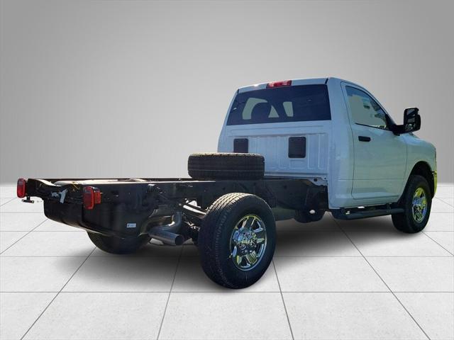 2024 RAM Ram 3500 Chassis Cab RAM 3500 TRADESMAN CHASSIS REGULAR CAB 4X4 60 CA