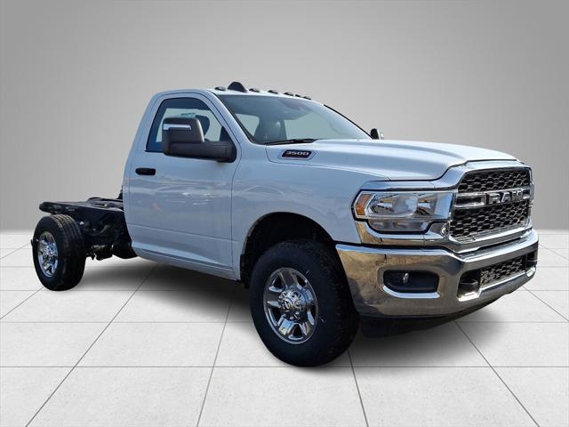 2024 RAM Ram 3500 Chassis Cab RAM 3500 TRADESMAN CHASSIS REGULAR CAB 4X4 60 CA