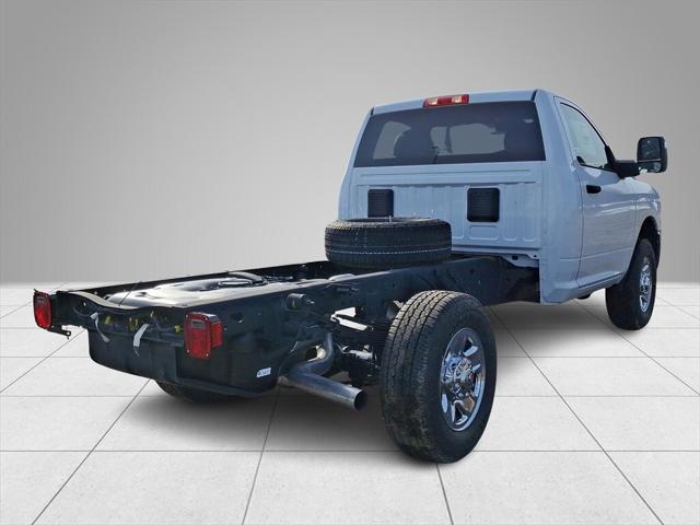 2024 RAM Ram 3500 Chassis Cab RAM 3500 TRADESMAN CHASSIS REGULAR CAB 4X4 60 CA