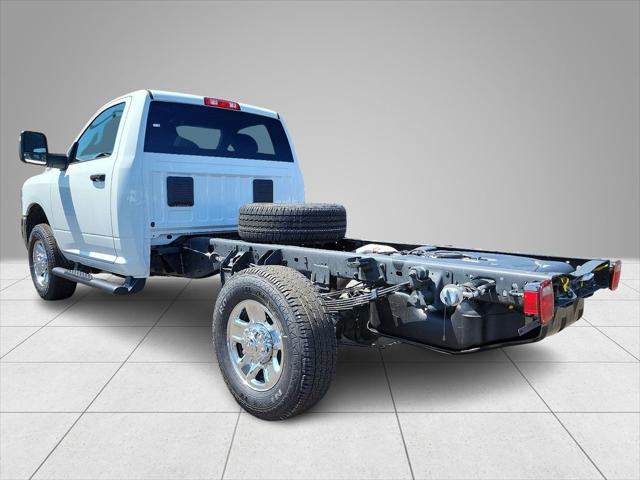 2024 Ram 3500 Chassis Cab Tradesman/SLT