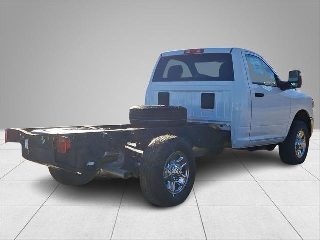 2024 Ram 3500 Chassis Cab Tradesman/SLT
