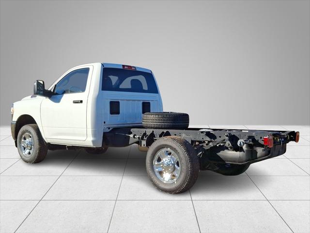 2024 Ram 3500 Chassis Cab Tradesman/SLT