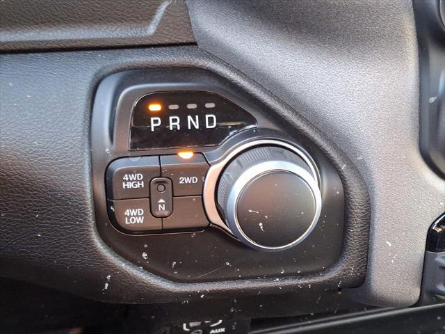 2024 Ram 3500 Chassis Cab Tradesman/SLT