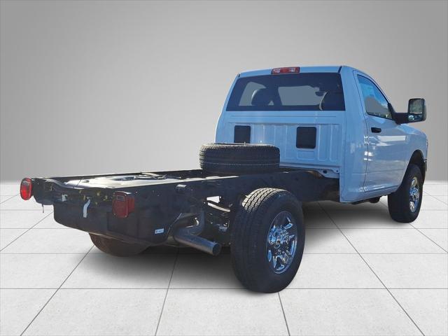 2024 Ram 3500 Chassis Cab Tradesman/SLT