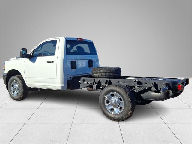 2024 Ram 3500 Chassis Cab Tradesman/SLT