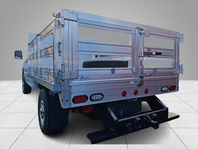 2024 Ram 3500 Chassis Cab Tradesman/SLT