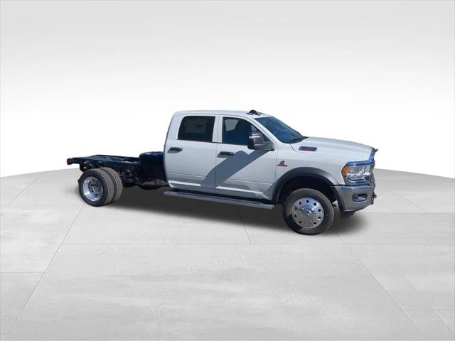 2024 RAM Ram 5500 Chassis Cab RAM 5500 TRADESMAN CHASSIS CREW CAB 4X4 60 CA
