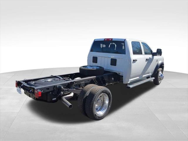 2024 RAM Ram 5500 Chassis Cab RAM 5500 TRADESMAN CHASSIS CREW CAB 4X4 60 CA