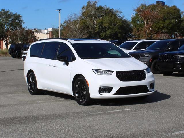 2024 Chrysler Pacifica PACIFICA LIMITED