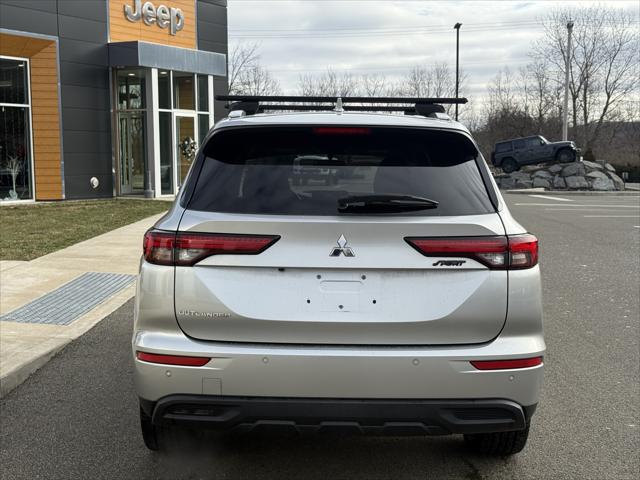 2022 Mitsubishi Outlander ES 2.5 2WD