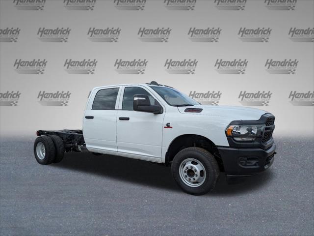 2024 RAM Ram 3500 Chassis Cab RAM 3500 TRADESMAN CREW CAB CHASSIS 4X2 60 CA