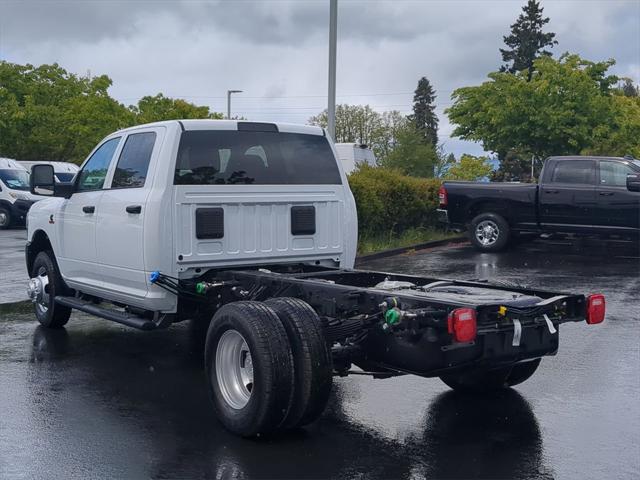 2024 RAM Ram 3500 Chassis Cab RAM 3500 TRADESMAN CREW CAB CHASSIS 4X4 60 CA