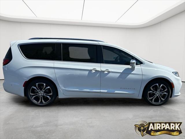 2024 Chrysler Pacifica PACIFICA PINNACLE