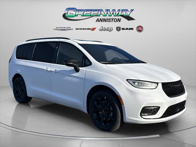 2024 Chrysler Pacifica PACIFICA TOURING L AWD