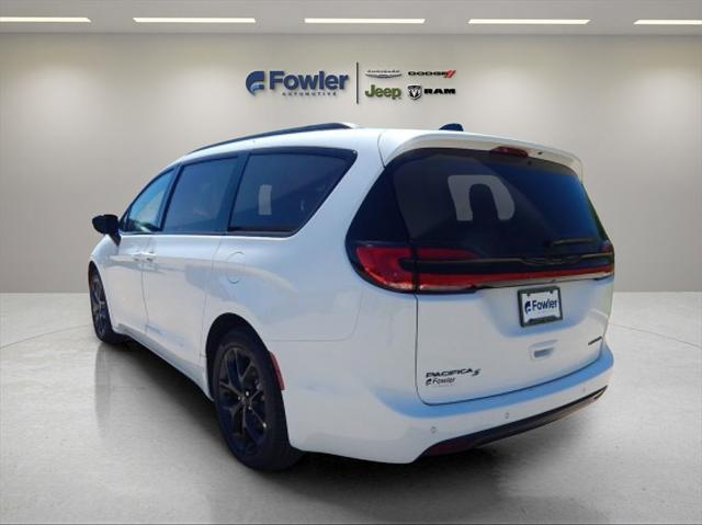 2024 Chrysler Pacifica PACIFICA LIMITED